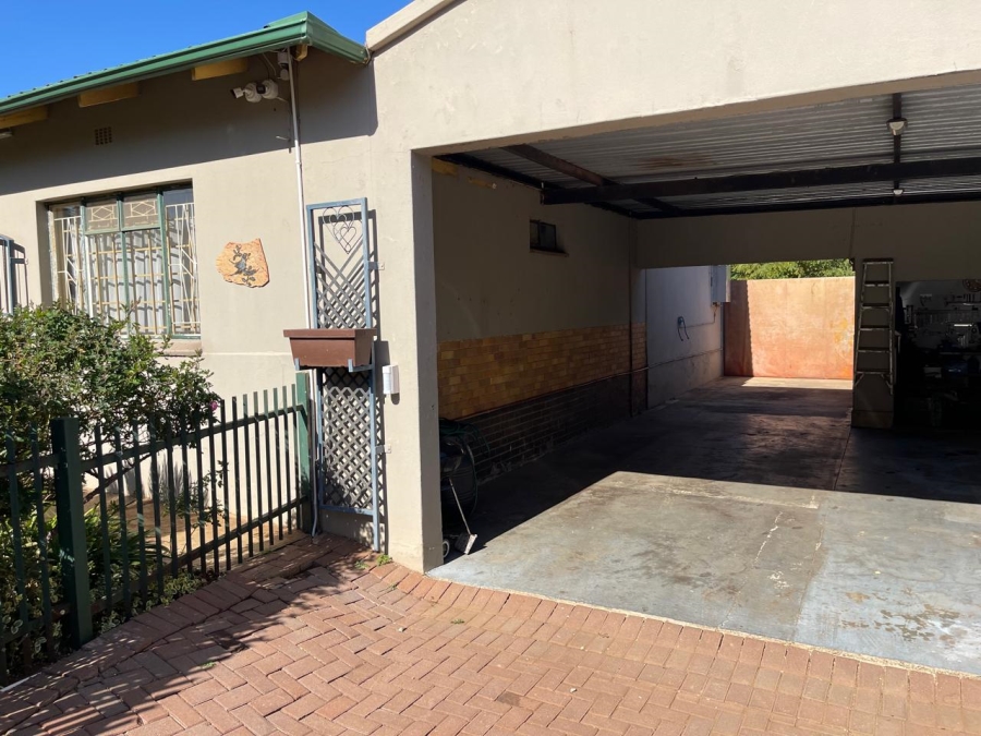 4 Bedroom Property for Sale in Valhalla Gauteng