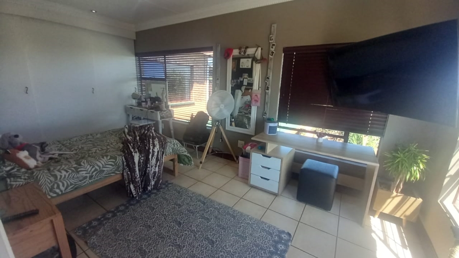 3 Bedroom Property for Sale in Wilro Park Gauteng