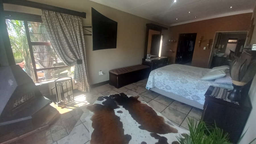 3 Bedroom Property for Sale in Wilro Park Gauteng