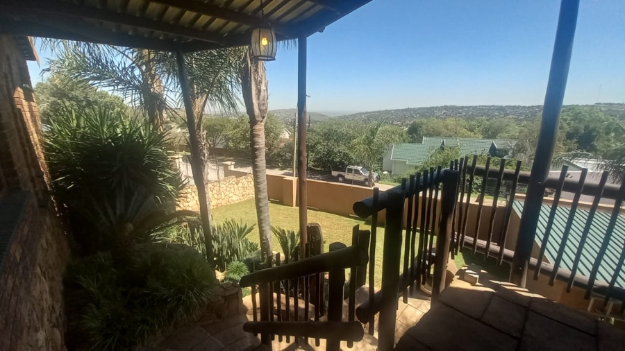 3 Bedroom Property for Sale in Wilro Park Gauteng