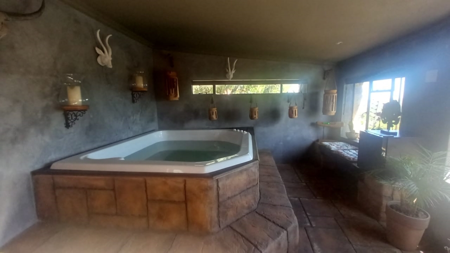 3 Bedroom Property for Sale in Wilro Park Gauteng