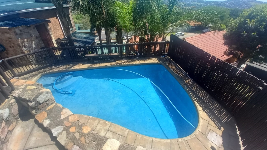 3 Bedroom Property for Sale in Wilro Park Gauteng