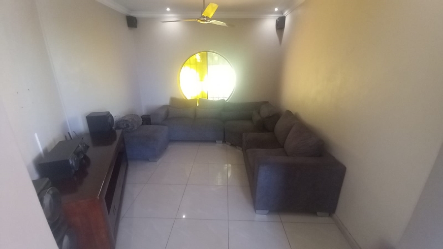 3 Bedroom Property for Sale in Roodekrans Gauteng