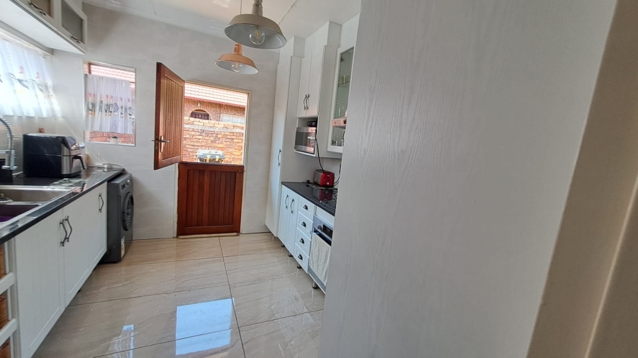 3 Bedroom Property for Sale in Pretoria North Gauteng