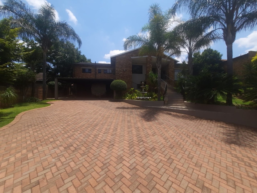 3 Bedroom Property for Sale in Kenmare Gauteng