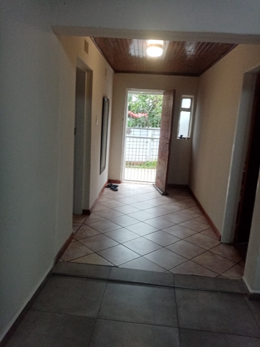 5 Bedroom Property for Sale in Danville Gauteng