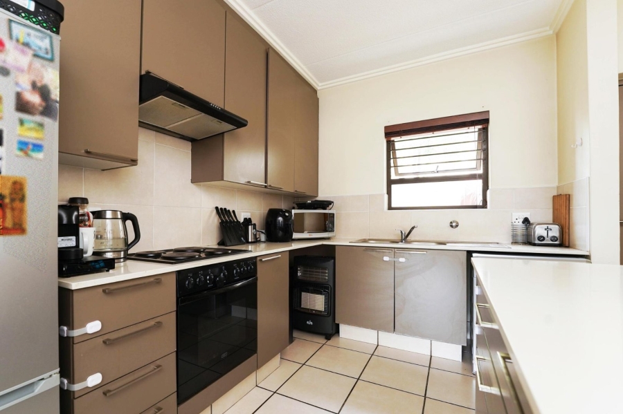 2 Bedroom Property for Sale in Paulshof Gauteng