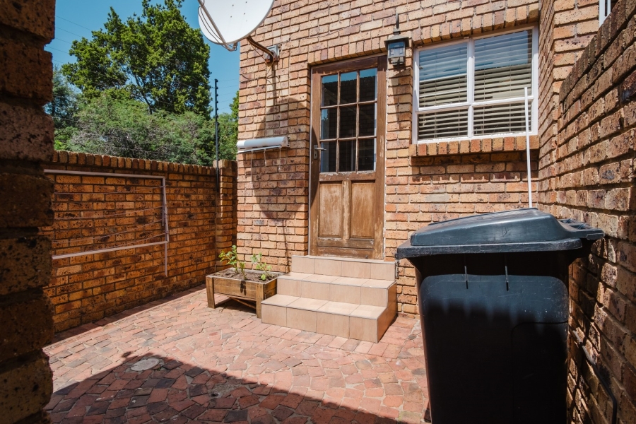 3 Bedroom Property for Sale in Mulbarton Gauteng