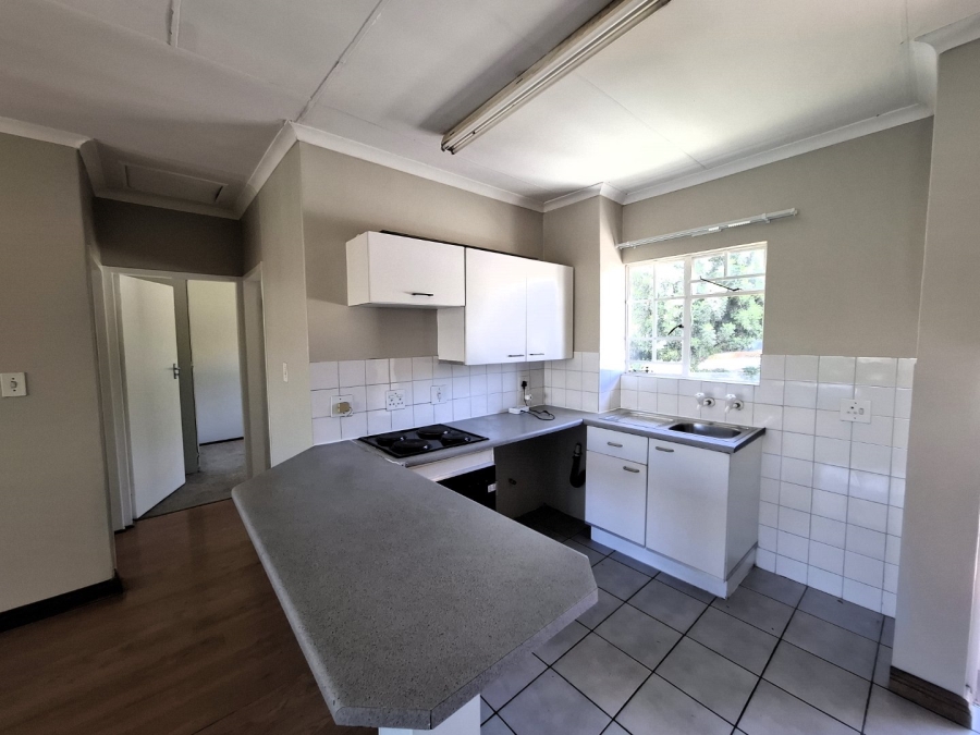 To Let 2 Bedroom Property for Rent in Monument Park Gauteng