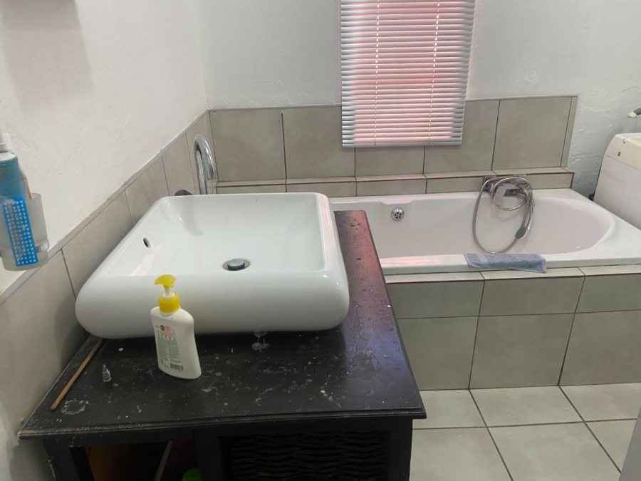  Bedroom Property for Sale in Krugersdorp West Gauteng