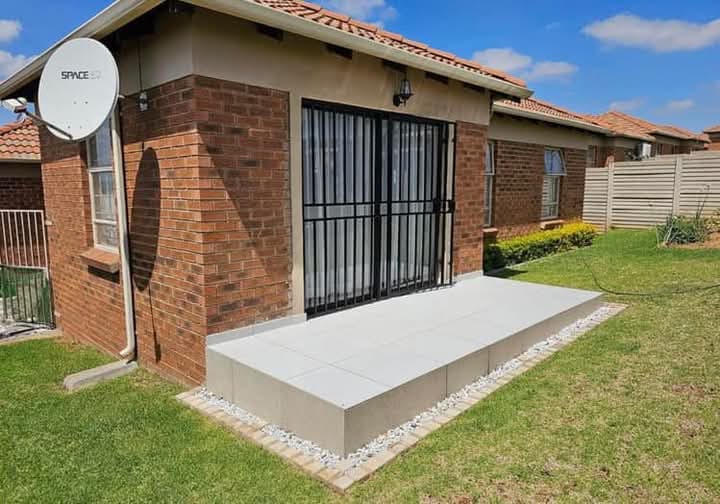 3 Bedroom Property for Sale in Thatch Hill Estate Gauteng