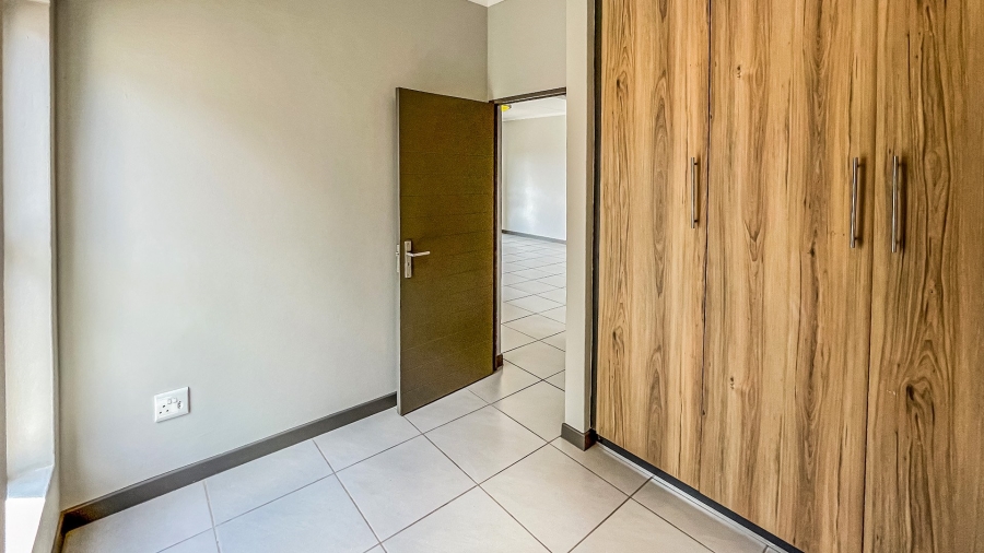 To Let 3 Bedroom Property for Rent in Riversands Gauteng