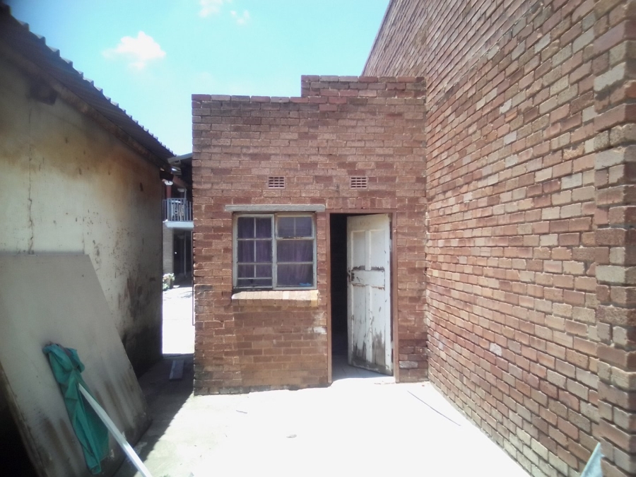 To Let commercial Property for Rent in Mqantsa Gauteng