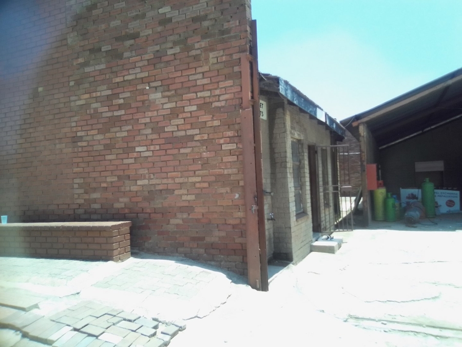 To Let commercial Property for Rent in Mqantsa Gauteng