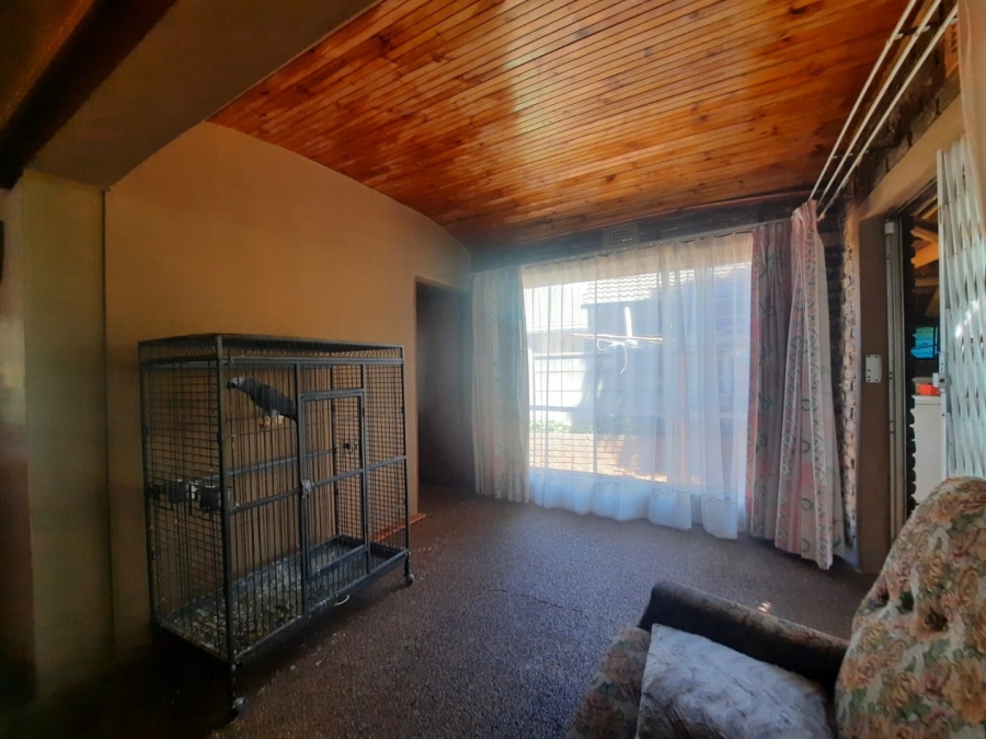 5 Bedroom Property for Sale in Dan Pienaarville Gauteng