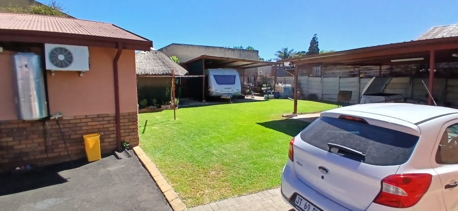 3 Bedroom Property for Sale in Witpoortjie Gauteng