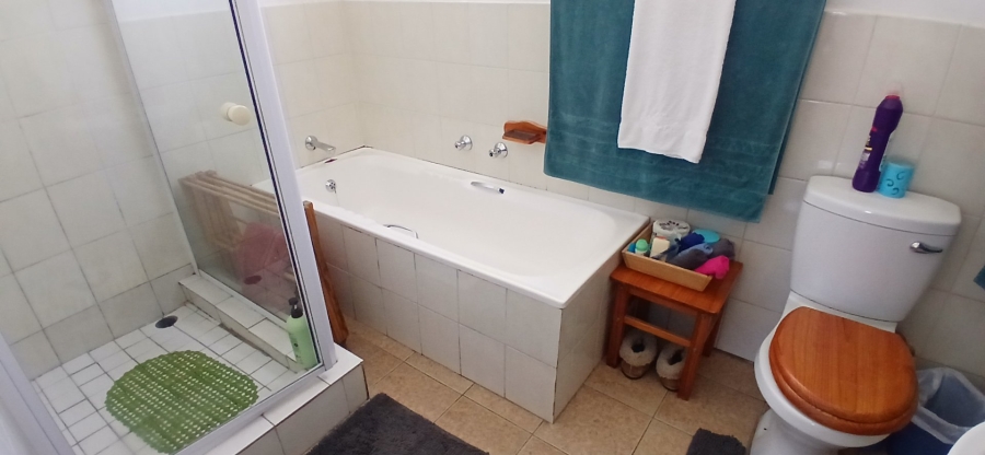 3 Bedroom Property for Sale in Witpoortjie Gauteng