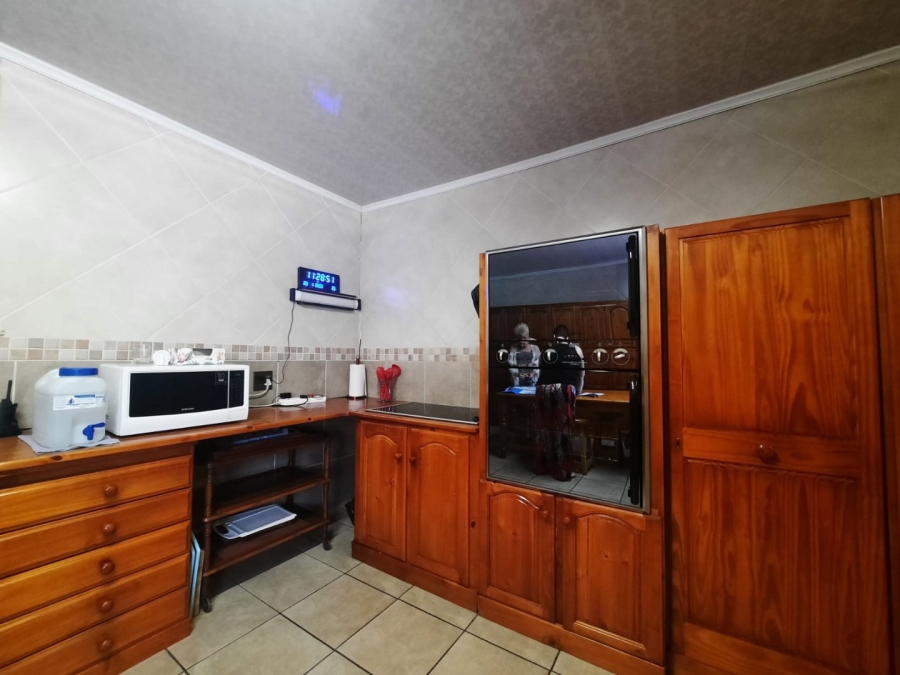 4 Bedroom Property for Sale in Rant En Dal Gauteng