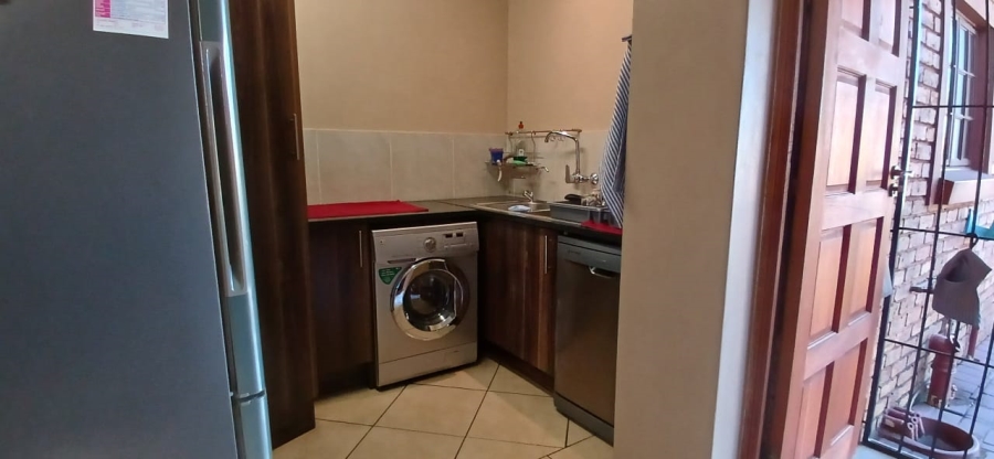 3 Bedroom Property for Sale in Rietfontein Gauteng