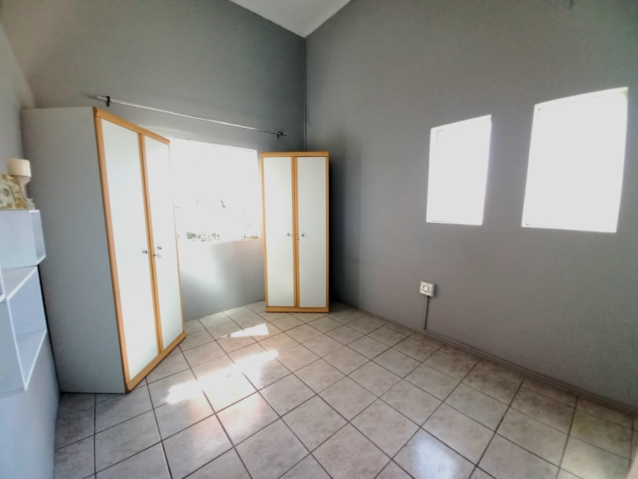 3 Bedroom Property for Sale in Symhurst Gauteng