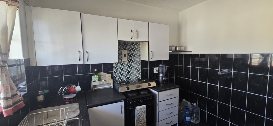 2 Bedroom Property for Sale in Randburg Central Gauteng