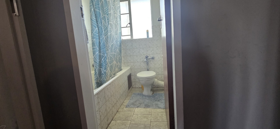 2 Bedroom Property for Sale in Randburg Central Gauteng