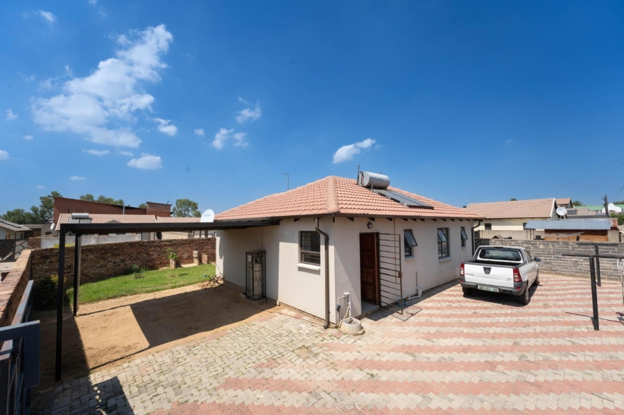 3 Bedroom Property for Sale in Kya Sands Gauteng