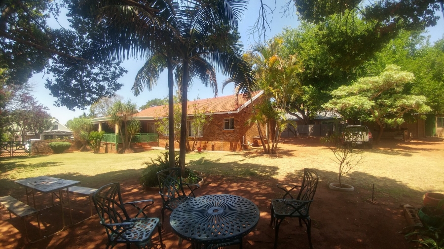 4 Bedroom Property for Sale in Ninapark Gauteng