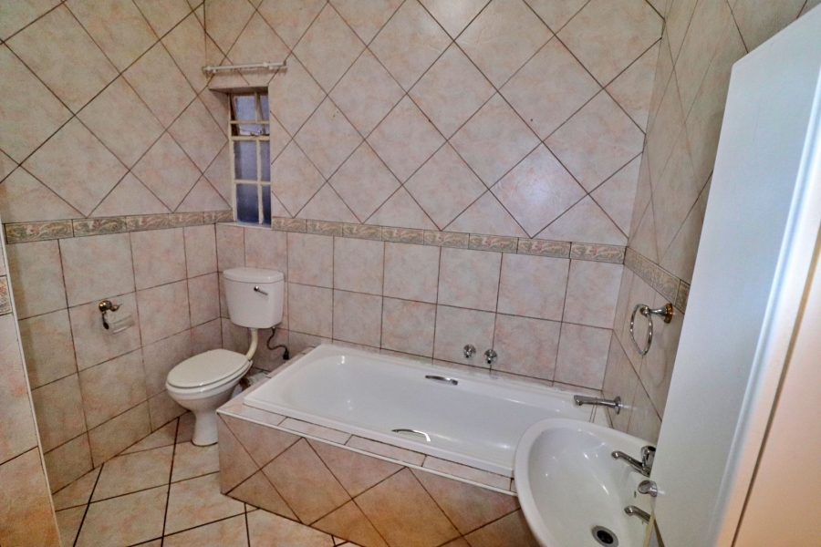 3 Bedroom Property for Sale in Marlands Gauteng