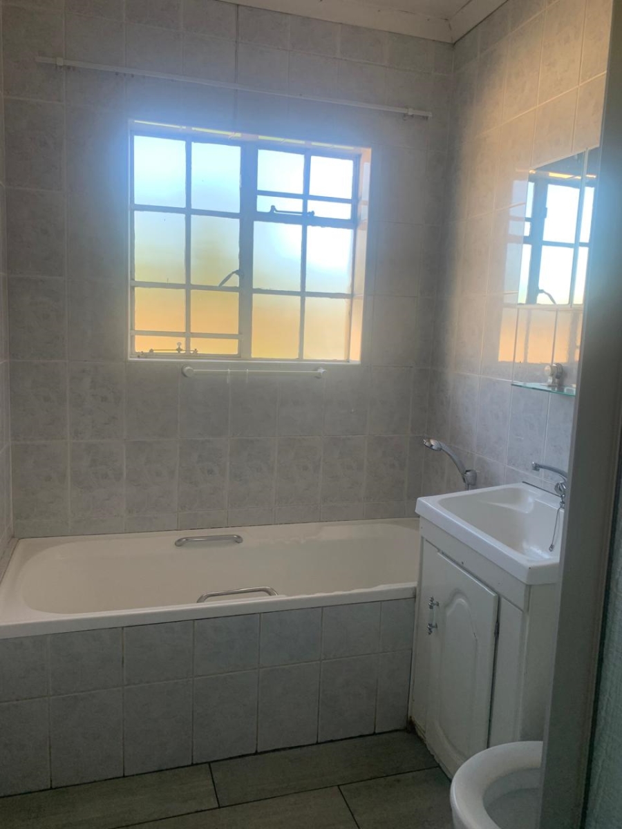 To Let 3 Bedroom Property for Rent in Vanderbijlpark SE 1 Gauteng