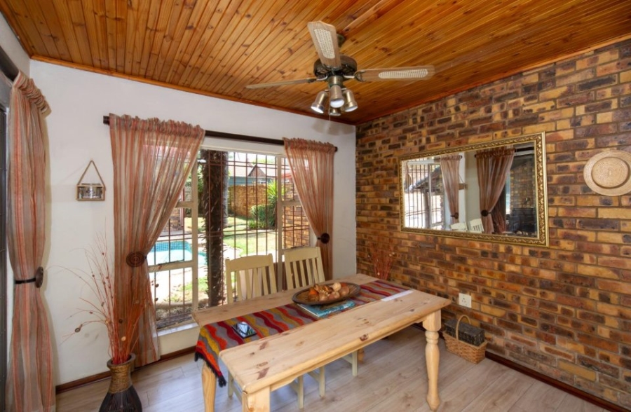 4 Bedroom Property for Sale in Marais Steyn Park Gauteng