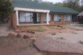 6 Bedroom Property for Sale in Vanderbijlpark SE 7 Gauteng