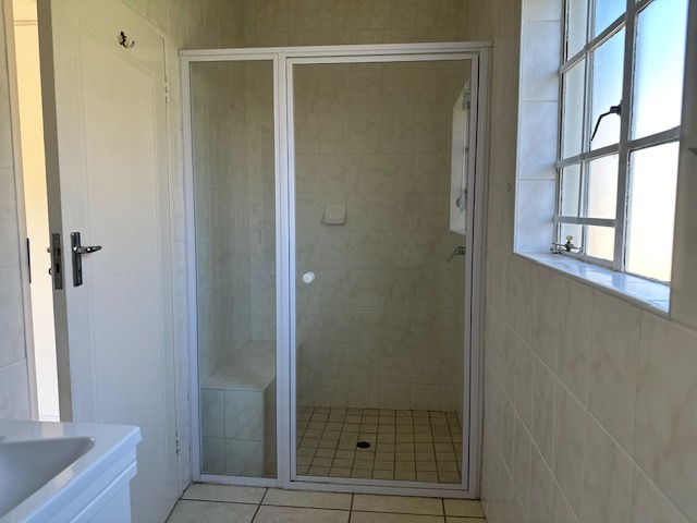 2 Bedroom Property for Sale in Wilgeheuwel Gauteng