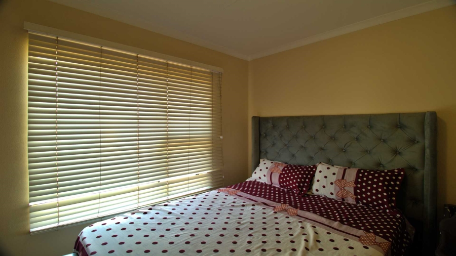 2 Bedroom Property for Sale in Boardwalk Gauteng