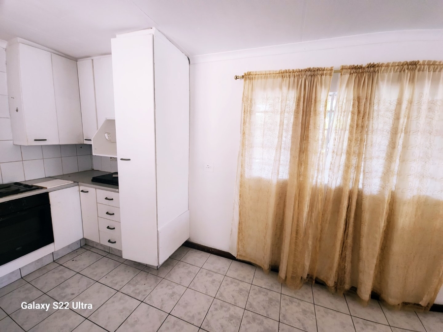 1 Bedroom Property for Sale in Hurlyvale Gauteng