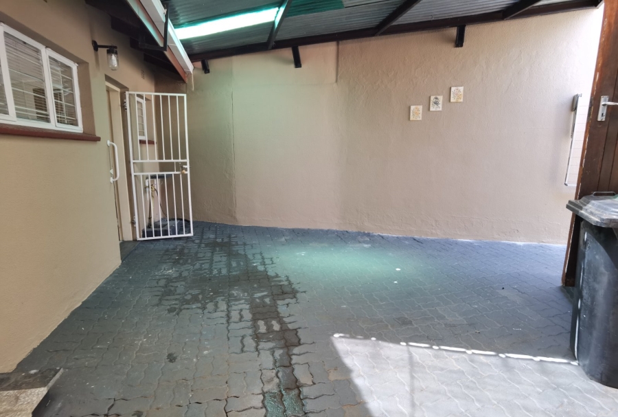 2 Bedroom Property for Sale in Erasmus Gauteng