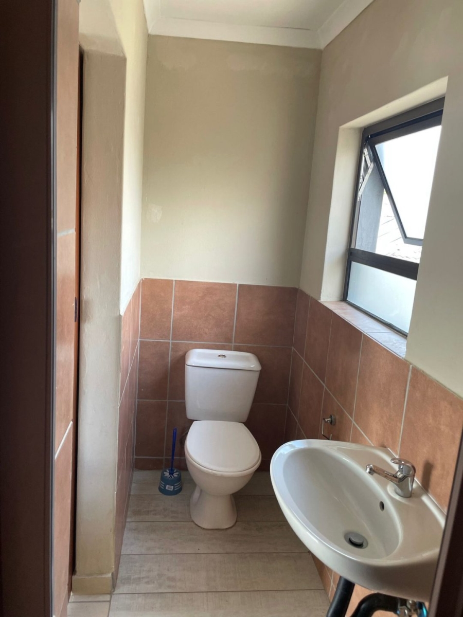  Bedroom Property for Sale in Cosmo City Gauteng