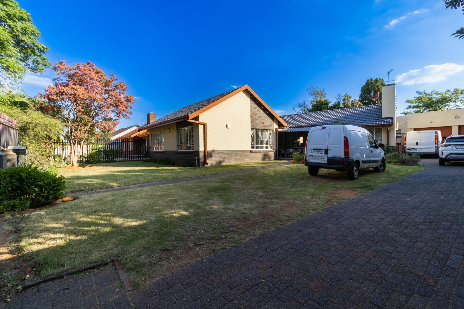 3 Bedroom Property for Sale in Robertsham Gauteng