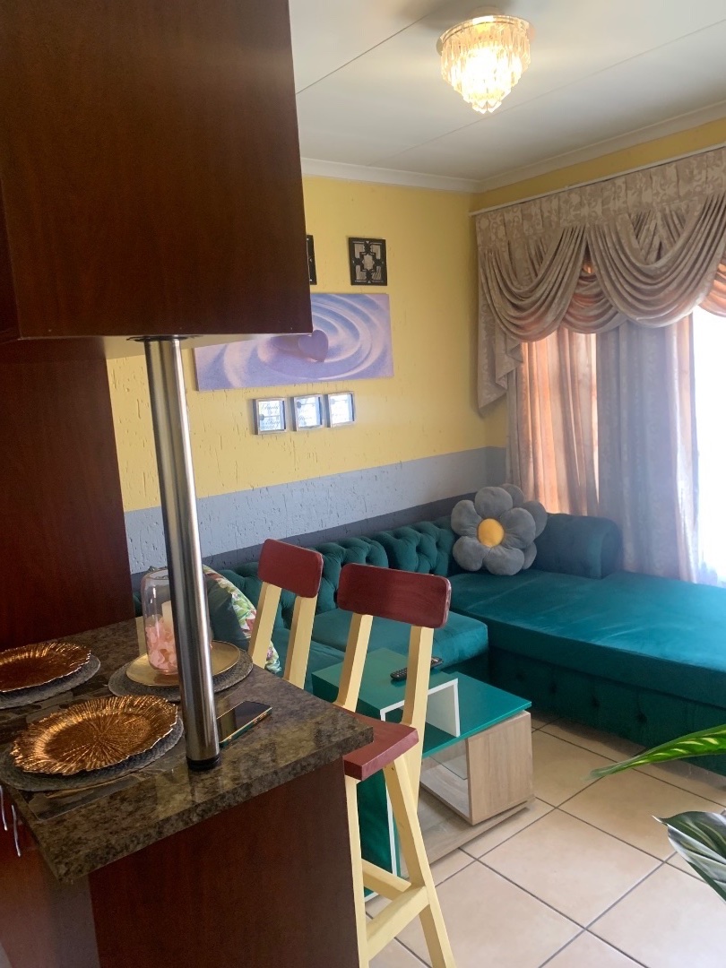 2 Bedroom Property for Sale in Ormonde Gauteng