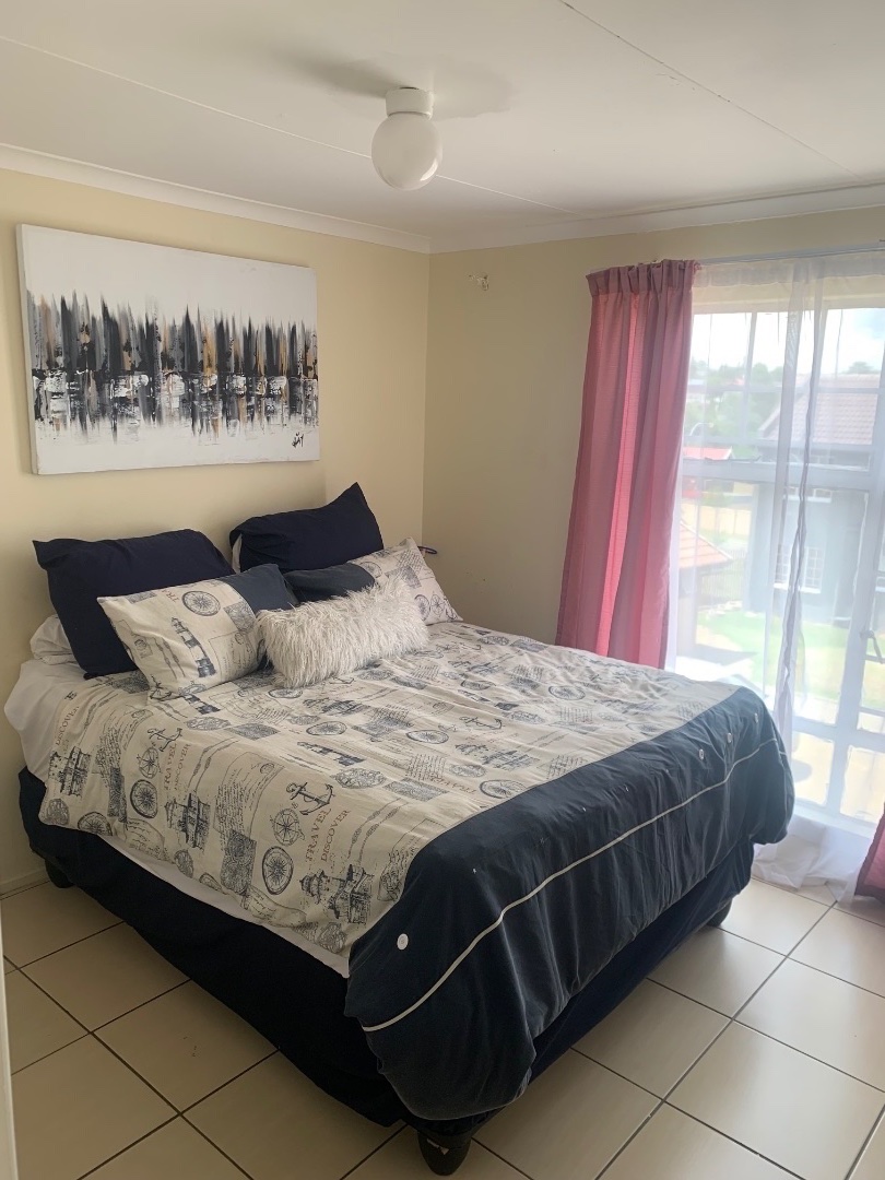 3 Bedroom Property for Sale in Mondeor Gauteng