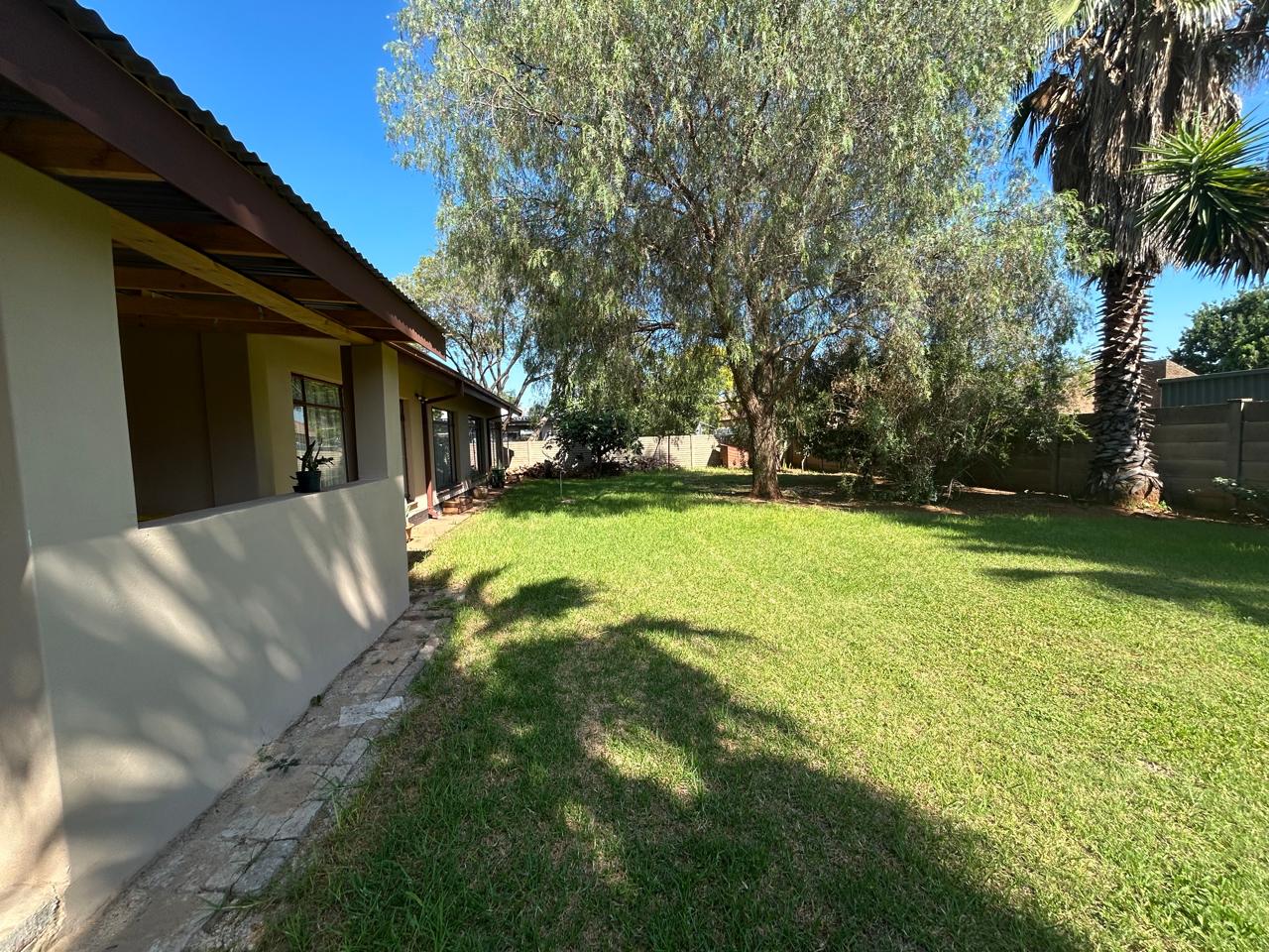 3 Bedroom Property for Sale in Flora Gardens Gauteng