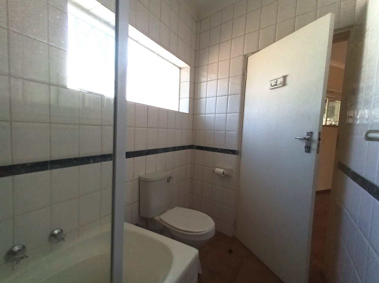 To Let 1 Bedroom Property for Rent in Oaklands Gauteng