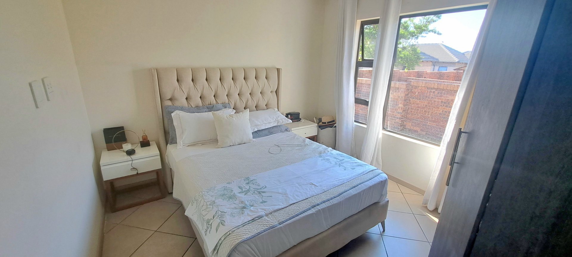 2 Bedroom Property for Sale in The Reeds Gauteng