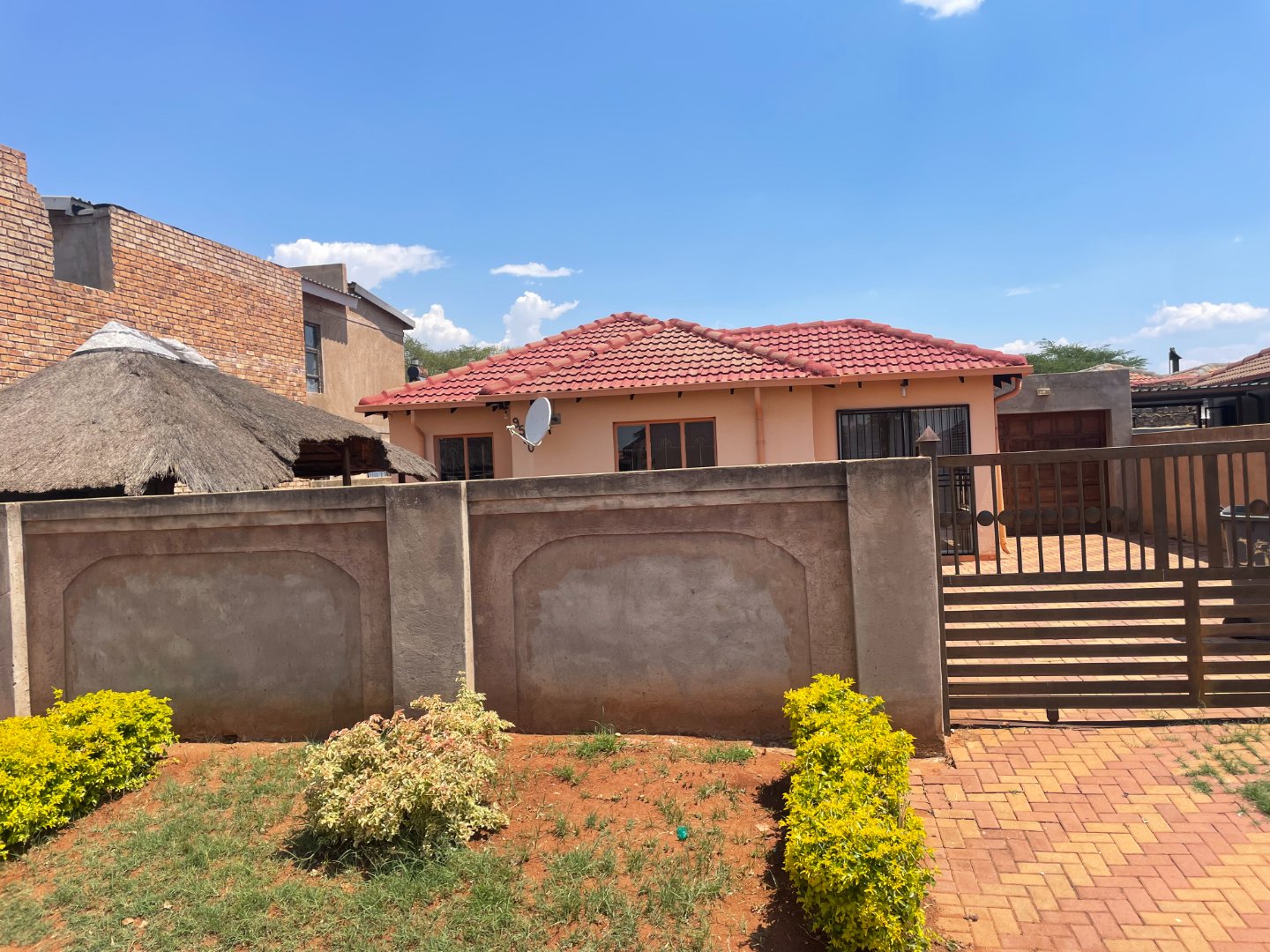 3 Bedroom Property for Sale in The Orchards Gauteng