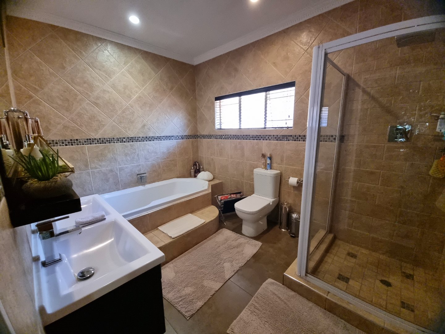 3 Bedroom Property for Sale in Alberante Gauteng