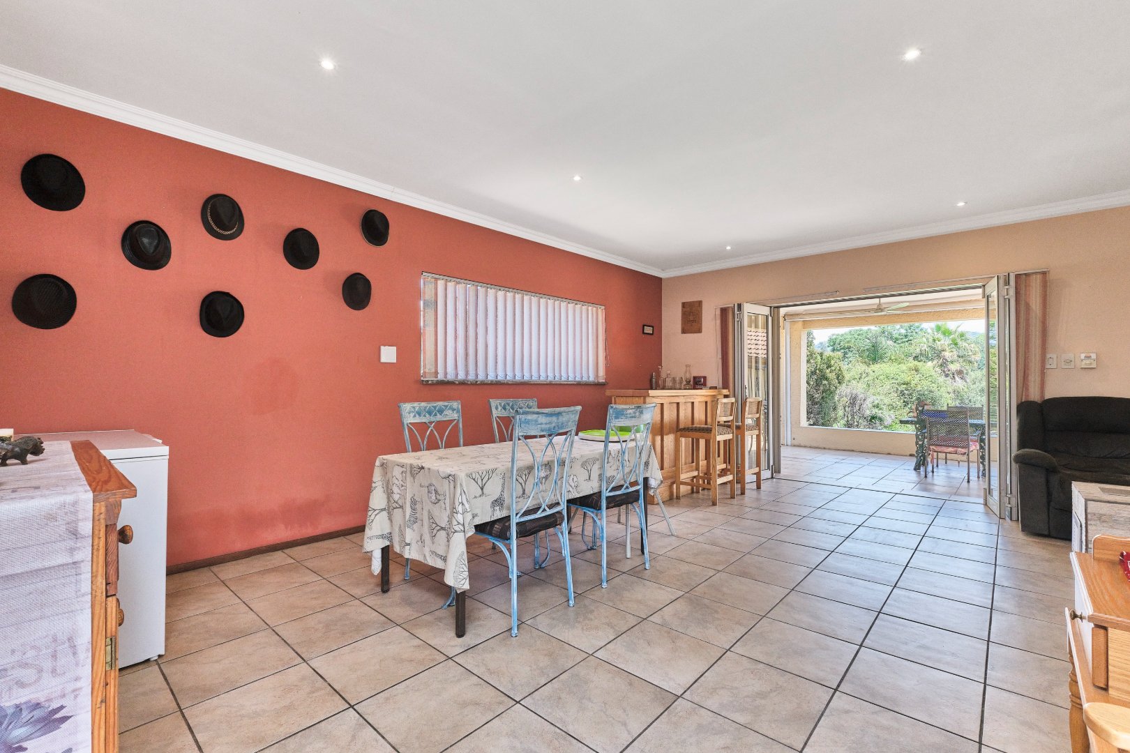 3 Bedroom Property for Sale in Fontainebleau Gauteng