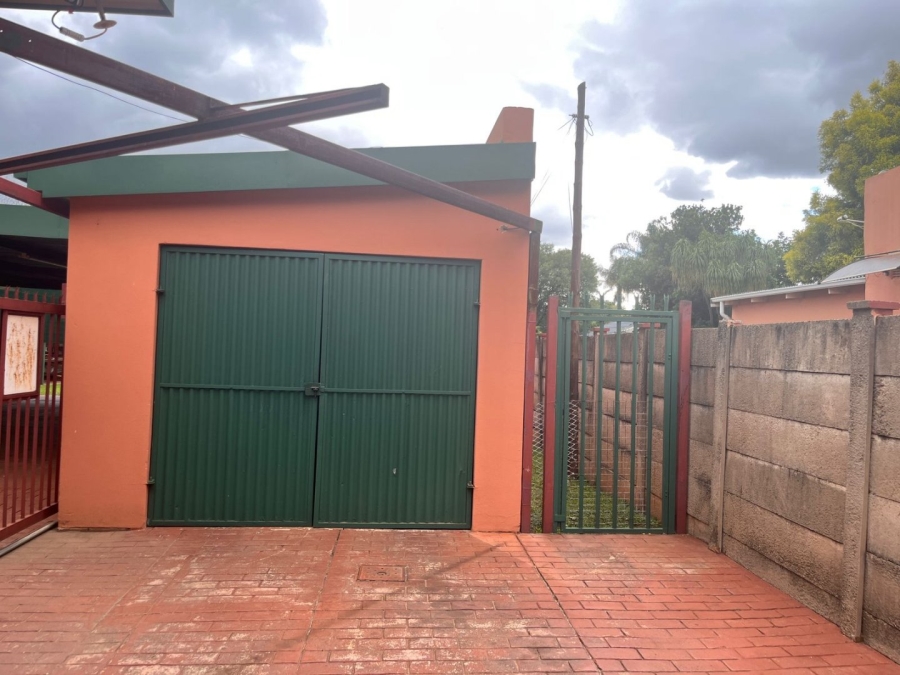 To Let 3 Bedroom Property for Rent in Pretoria North Gauteng