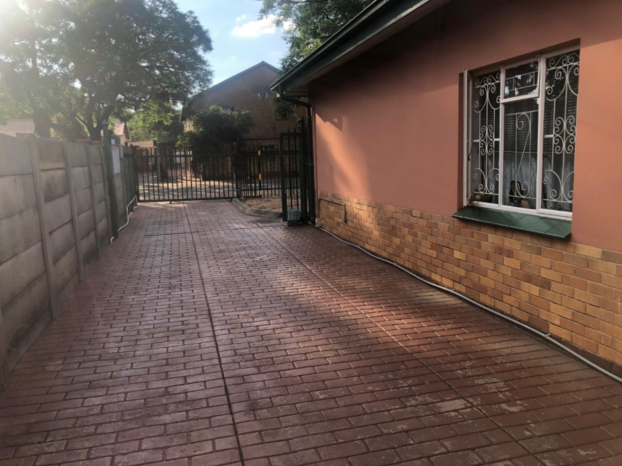 To Let 3 Bedroom Property for Rent in Pretoria North Gauteng