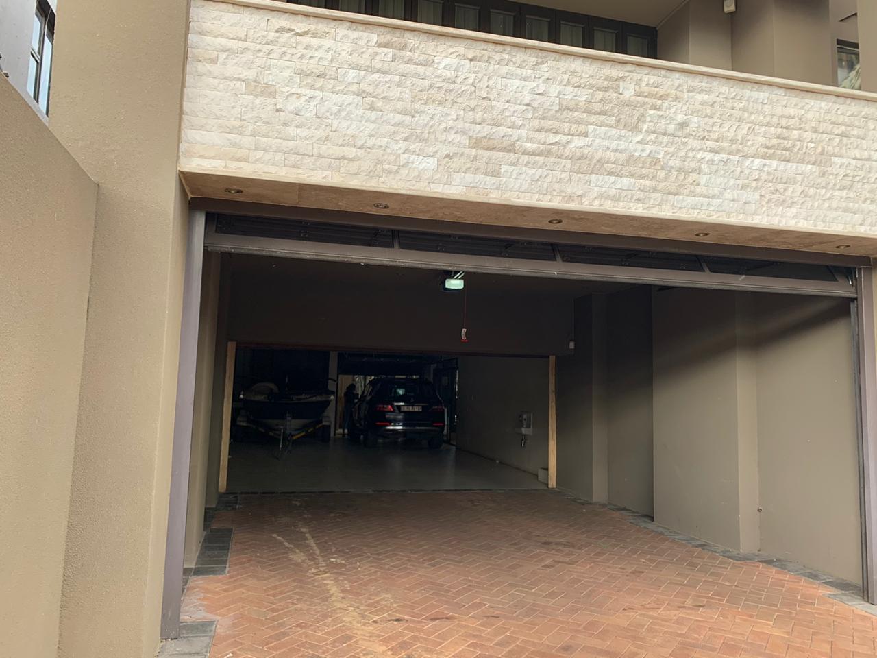 6 Bedroom Property for Sale in Lenasia Ext 7 Gauteng