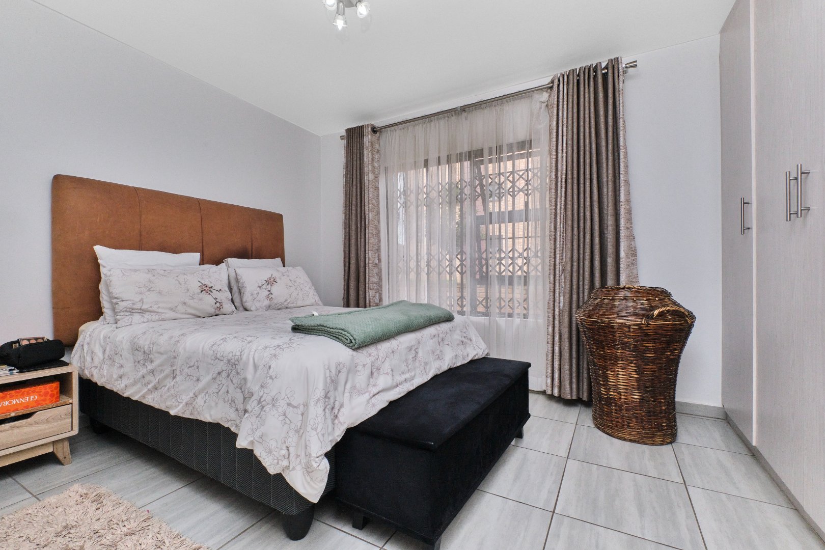 2 Bedroom Property for Sale in Honeydew Gauteng